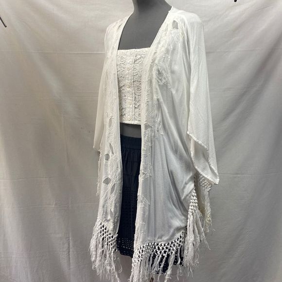 Roxy fringe overthrow wrap shawl poncho shrug lace embroidered XS - Picture 2 of 12